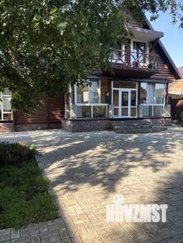 Дом 250м², 2-этажный, участок 24 сот.  