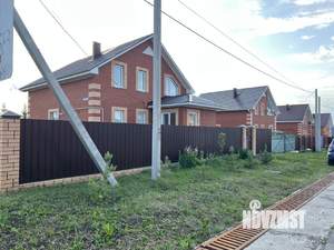 Коттедж 140м², 2-этажный, участок 10 сот.  
