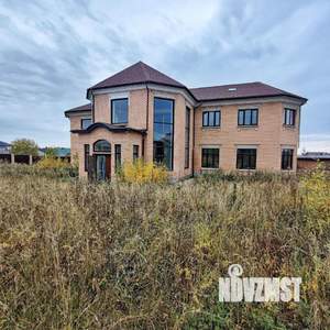 Коттедж 594м&sup2;, 2-этажный, участок 26 сот.  