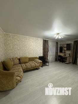 Коттедж 280м², 2-этажный, участок 15 сот.  