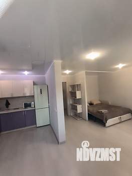 Студия квартира, посуточно, 36м2, 3/18 этаж