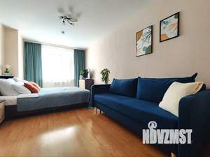 1-к квартира, посуточно, 35м2, 3/25 этаж
