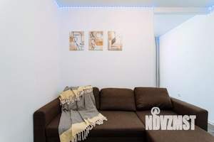 1-к квартира, посуточно, 37м2, 1/1 этаж