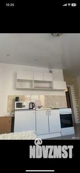 Студия квартира, посуточно, 31м2, 6/25 этаж