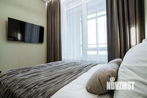 2-к квартира, посуточно, 39м2, 32/32 этаж