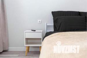 1-к квартира, посуточно, 42м2, 6/24 этаж