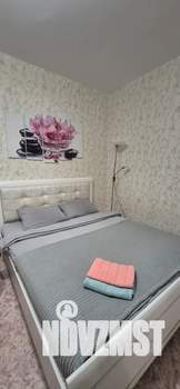 Студия квартира, посуточно, 43м2, 11/20 этаж