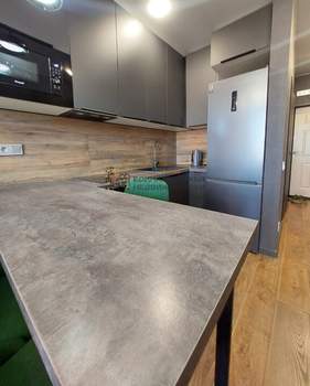 2-к квартира, на длительный срок, 40м2, 23/33 этаж