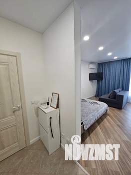 Студия квартира, посуточно, 31м2, 19/25 этаж