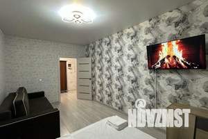 1-к квартира, посуточно, 40м2, 21/25 этаж