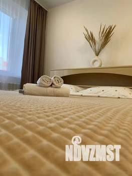 1-к квартира, посуточно, 37м2, 6/12 этаж