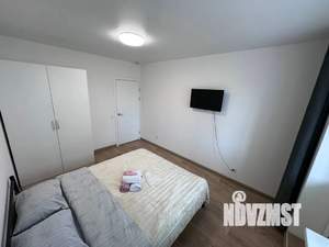 1-к квартира, посуточно, 37м2, 3/10 этаж