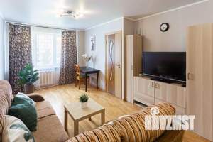 2-к квартира, посуточно, 60м2, 1/1 этаж