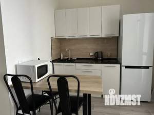 1-к квартира, посуточно, 35м2, 20/23 этаж
