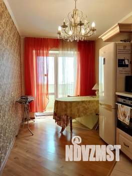 1-к квартира, посуточно, 48м2, 3/10 этаж