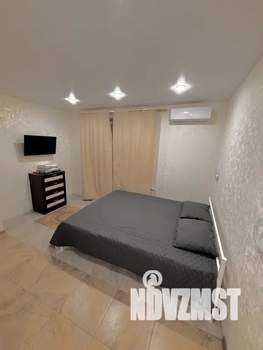 Студия квартира, посуточно, 27м2, 20/28 этаж