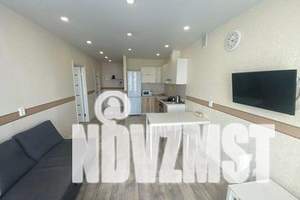 1-к квартира, посуточно, 40м2, 6/25 этаж