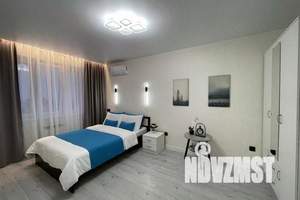 1-к квартира, посуточно, 43м2, 21/28 этаж