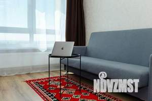 2-к квартира, посуточно, 42м2, 24/30 этаж