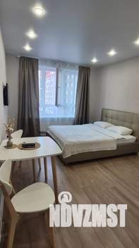 Студия квартира, посуточно, 30м2, 6/20 этаж