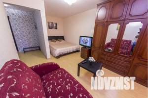 1-к квартира, посуточно, 40м2, 4/17 этаж