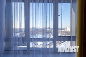 1-к квартира, посуточно, 42м2, 18/25 этаж