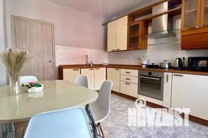 2-к квартира, посуточно, 46м2, 13/21 этаж