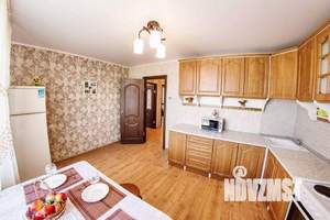1-к квартира, посуточно, 65м2, 1/1 этаж