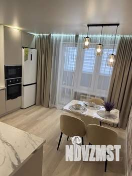 1-к квартира, посуточно, 42м2, 16/27 этаж
