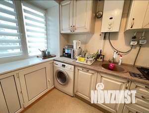 2-к квартира, посуточно, 42м2, 1/1 этаж