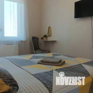 2-к квартира, посуточно, 40м2, 1/1 этаж