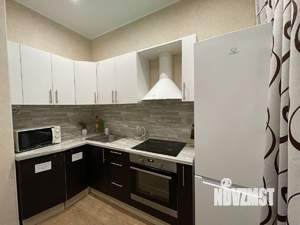 1-к квартира, посуточно, 40м2, 1/25 этаж