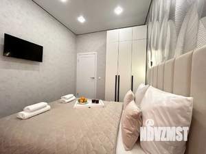 1-к квартира, посуточно, 44м2, 8/8 этаж