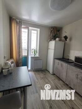 1-к квартира, посуточно, 33м2, 2/27 этаж