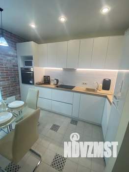 Студия квартира, посуточно, 45м2, 13/25 этаж