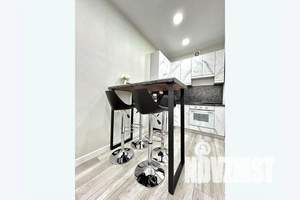 2-к квартира, посуточно, 44м2, 18/25 этаж