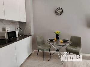 Студия квартира, посуточно, 25м2, 3/25 этаж