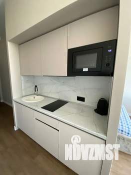 Студия квартира, посуточно, 31м2, 18/23 этаж