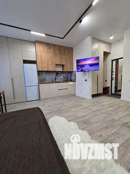 Студия квартира, посуточно, 30м2, 24/24 этаж