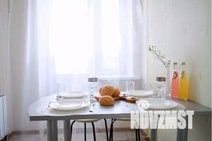 1-к квартира, посуточно, 35м2, 5/25 этаж