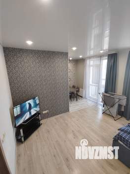 Студия квартира, посуточно, 42м2, 8/18 этаж