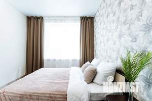 1-к квартира, посуточно, 42м2, 19/25 этаж