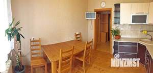 1-к квартира, на длительный срок, 50м2, 3/10 этаж