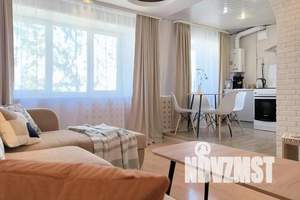 1-к квартира, посуточно, 47м2, 3/5 этаж