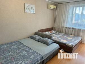 1-к квартира, посуточно, 40м2, 4/10 этаж