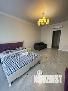 Студия квартира, посуточно, 40м2, 4/21 этаж
