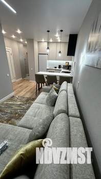 1-к квартира, посуточно, 42м2, 22/25 этаж