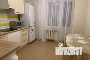 1-к квартира, посуточно, 35м2, 12/16 этаж
