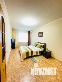 1-к квартира, посуточно, 44м2, 5/9 этаж