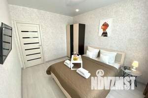2-к квартира, посуточно, 44м2, 9/25 этаж